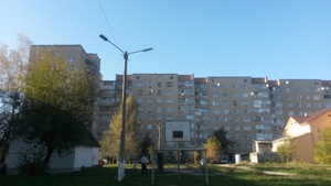 проспект Незалежності 4