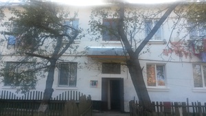 вул. Грушевського 1б